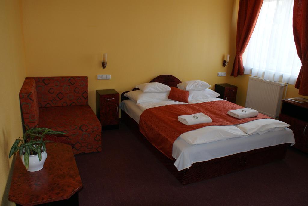 Hotel Palota City Budapest Habitación foto